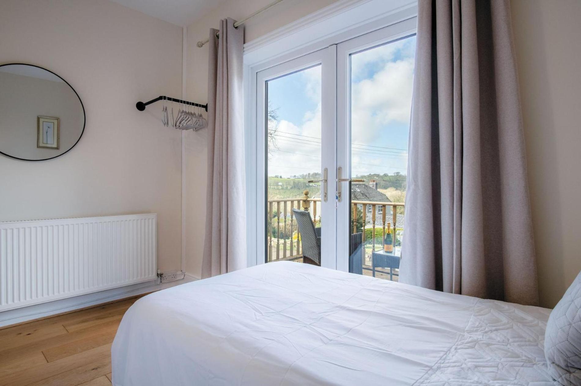 Sorrento - 3 Bed Holiday Home - Wisemans Bridge Stepaside  Екстер'єр фото