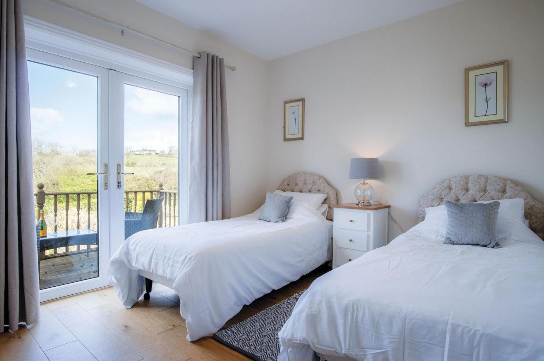 Sorrento - 3 Bed Holiday Home - Wisemans Bridge Stepaside  Екстер'єр фото